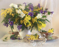 Без бренда «Натюрморт из мимоз и колокольчиков» в Ярославле