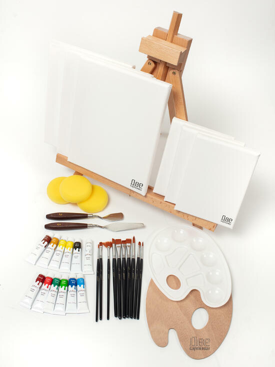 Тип товара Оптовая коробка 7 наборов: Наборы для творчества каждый по 36 предметов: мольберт, краски, кисти, палитры, холсты, мастихины, губки