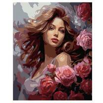 Милая девушка и розовые розы