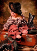 Без бренда «Малыш на красном чемодане» в Ярославле